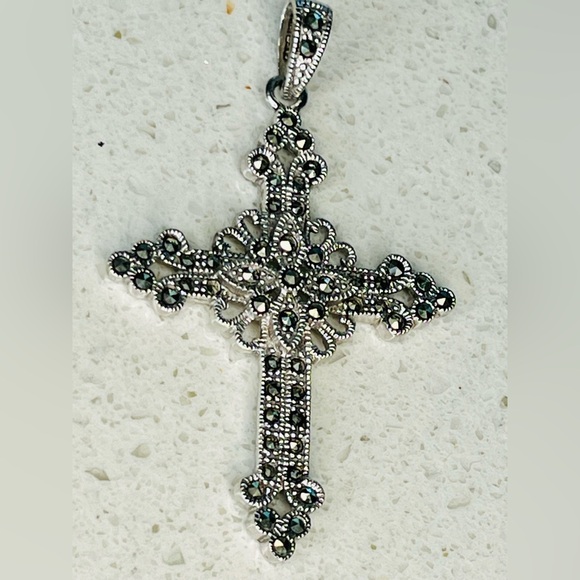 VTG Sterling Silver 925 Cross Pendant - Picture 9 of 11